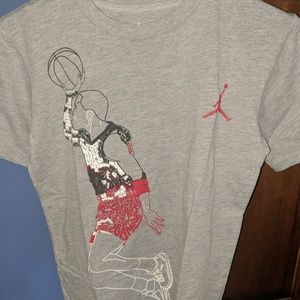 Boys Youth Small Gray Air Jordan T-shirt